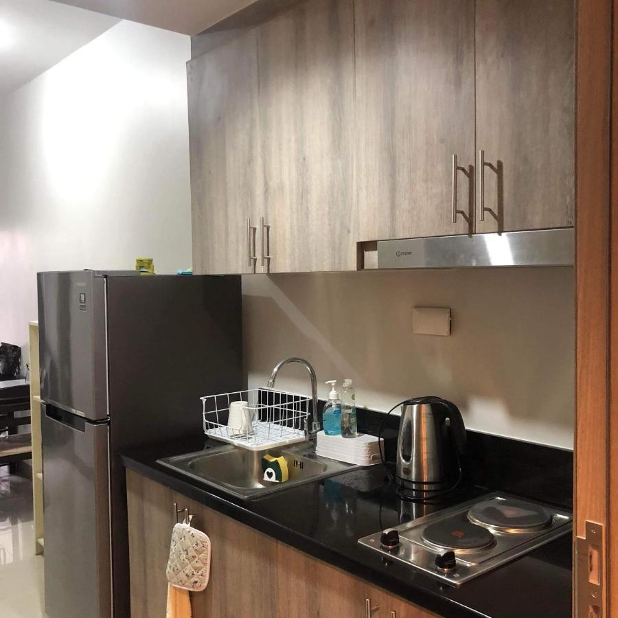 Condo Staycation Near Mall Of Asia 马尼拉 外观 照片